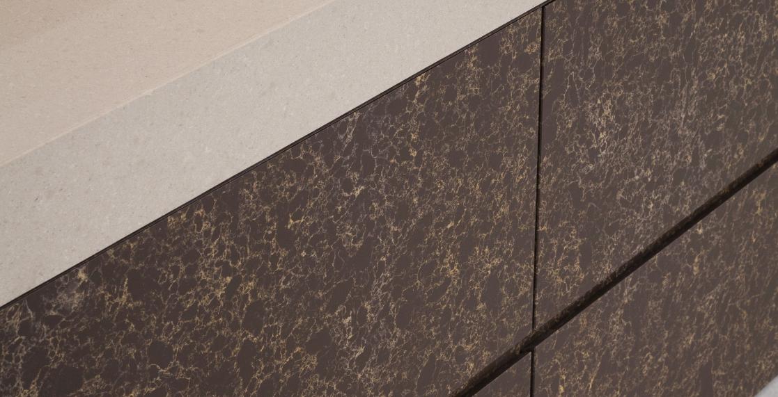 Imperial Brown 950